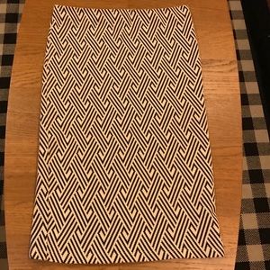 Zara Midi Pencil Skirt ||Size L||